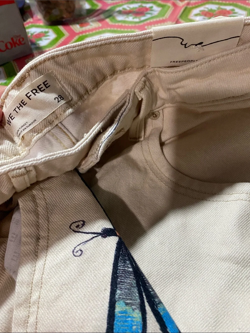 Free People Tennessee Low Rise Boyfriend Dragonfly Artsy Jeans Cream Sz 28 NWOT